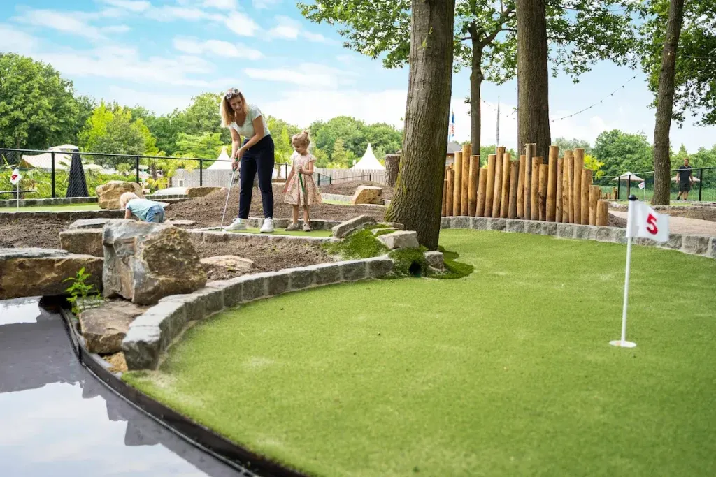 Vakantiepark BreeBronne